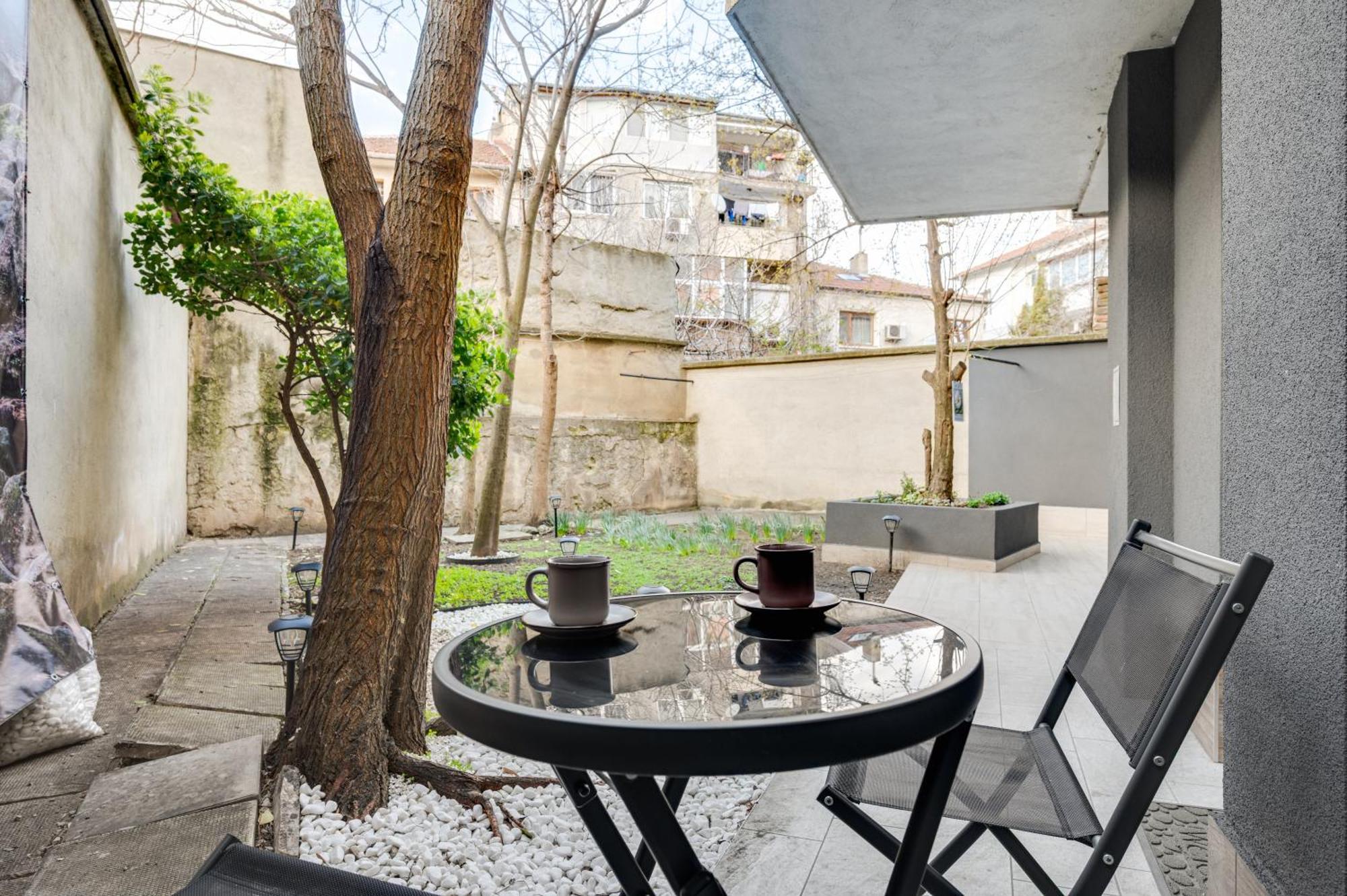 With Patio Close To Sea *
