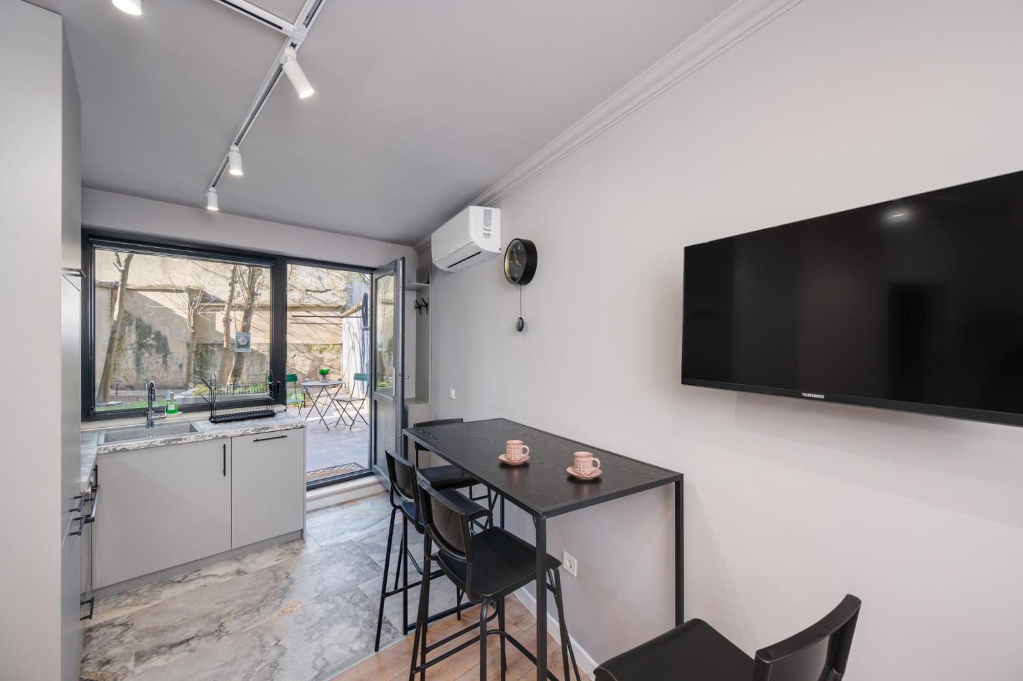 With Patio Close To Sea * Varna